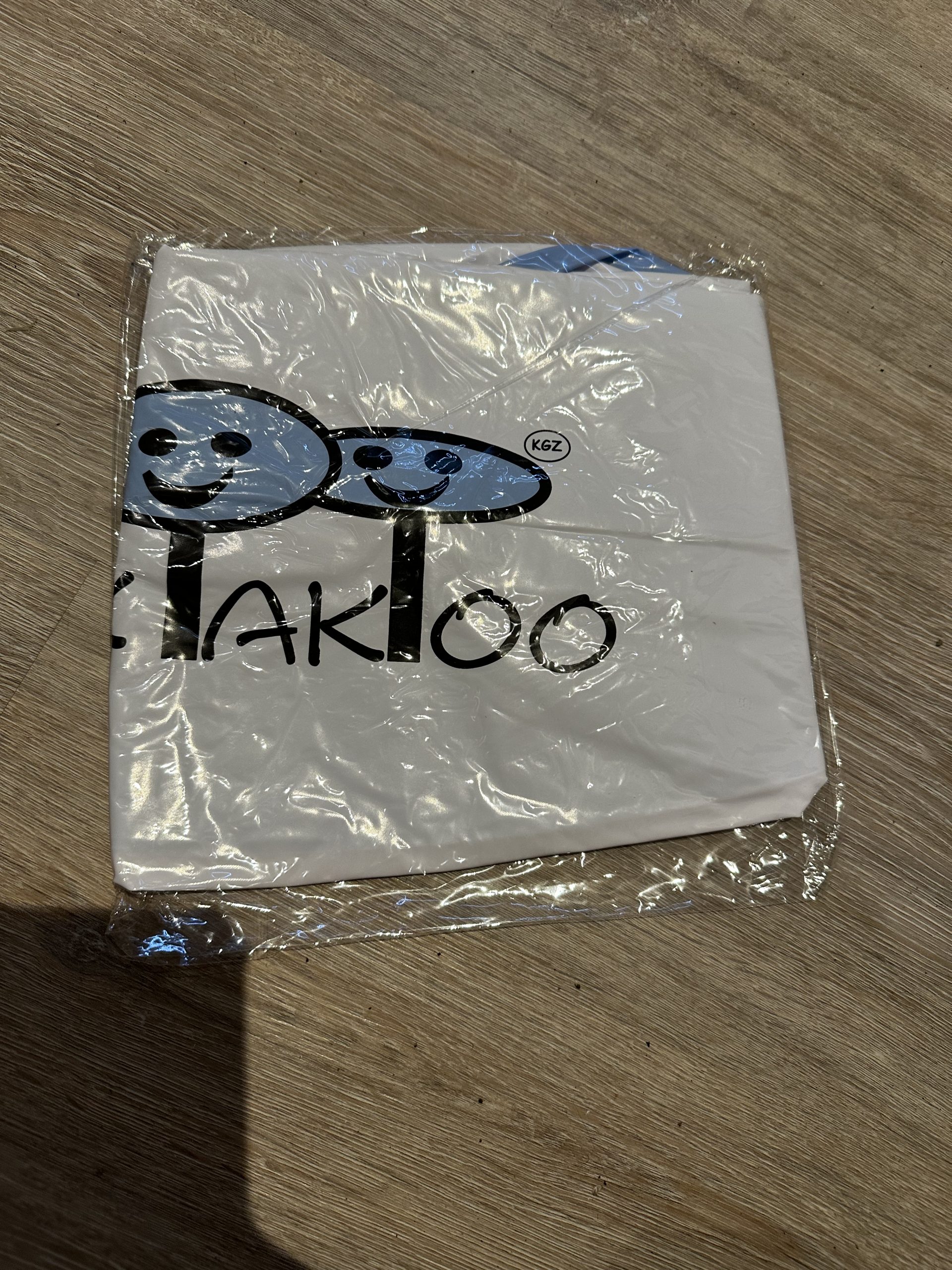 beachball tiktaktoo NEW